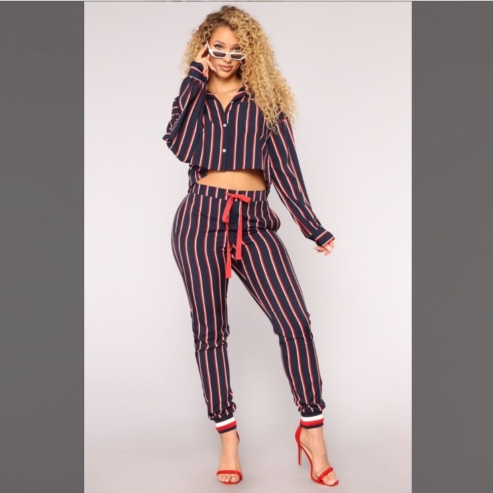 XS 🇺🇸 cropped shirt & pant set